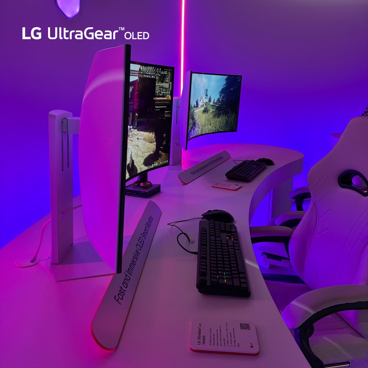 🎮 Meet the sleek UltraGear GX9S (39GX90SA) in stunning white! 🤍 

⚪ 240Hz / 0.03ms
⚪ Built-in webOS 
⚪ USB Type-C &amp; built-in speakers
⚪ 800R Curved OLED Display

Gaming + Entertainment monitor for smart gamers ✨
👉 bit.ly/40mem3i

#LGUltraGear #OLEDGamingMonitor
