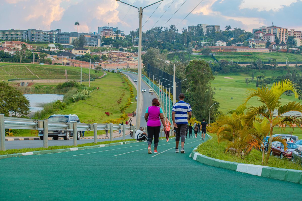 CityofKigali's tweet photo. The Ethiopian delegation in Rwanda for a learning visit is touring key sites in Kigali.

Their visit began with a walk along the Nyarutarama Running Track, a 2.4-kilometer-long, 4-meter-wide trail constructed with specialized materials to enhance outdoor sports experiences. This facility has significantly contributed to promoting healthy lifestyles and urban green spaces in Kigali.

#KigaliYacu