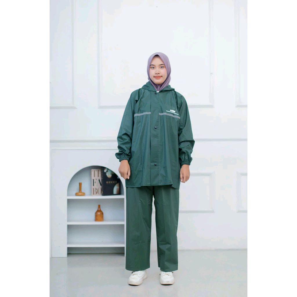 pudjaforester's tweet photo. Cek ( COD ) JAS HUJAN SETELAN DEWASA PRIA WANITA BY ASM OFFICIAL BAHAN PREMIUM PVC dengan harga Rp95.000. Dapatkan di Shopee sekarang! https://t.co/6zHl7fwzQf https://t.co/GuzzDiIq6x
