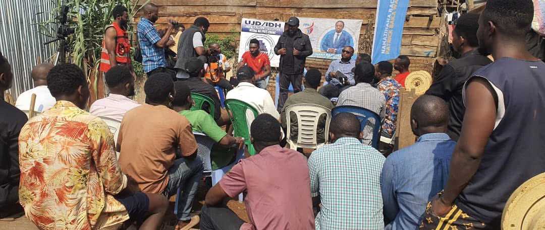 *#RDC🇨🇩| #SUD_KIVU: Quartier par quartier, Avenue par Avenue nous allons arriver| Instant  #Irambo, Avenue #ISGEA, Quartier #ndendere , toujours à l écoute de la jeunesse. Aucours des échanges, ces jeunes ont évoqué toutes les difficultés auxquelles ils font face, notamment