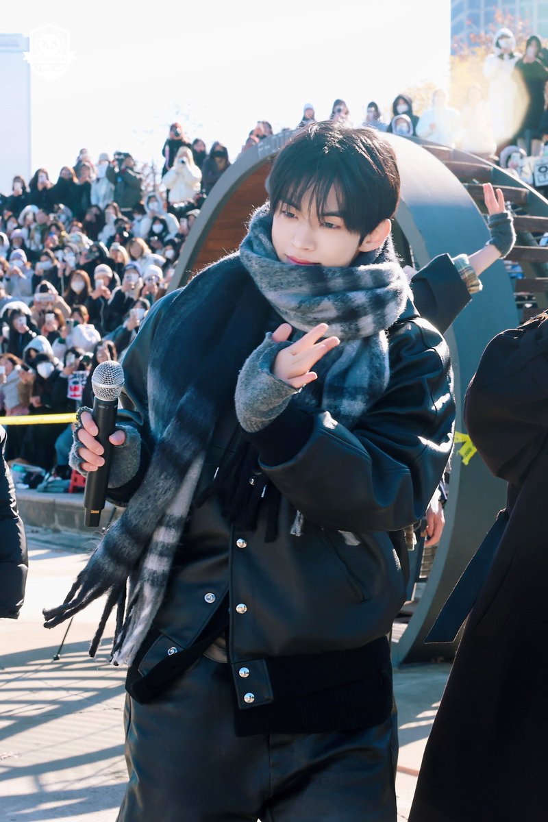 TWS with 42 : Last Bell 🎞3⃣

#투어스 #TWS #도훈 #DOHOON