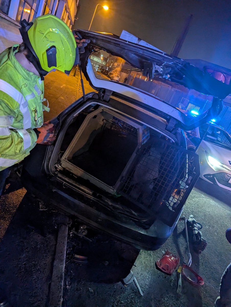 WMFSAston's tweet image. BRV attended an RTC where a car hit a parked vehicle. A dog was found locked in the boot, silent through the night in freezing temperatures. Crews rescued her, and she'll be cared for by police for the night. Please don’t leave animals in extreme cold, and drive carefully!