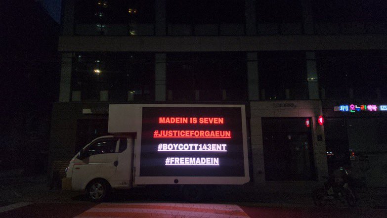 protectmadein's tweet photo. TRUCK PROTEST
last update.

우리는 143엔터테인먼트에서 메이딘 7명의 계약 해지를 요구합니다.
We demand the termination of contracts for the 7 members of MADEIN under 143 Entertainment.

메이딘은 항상 7명이어야 합니다.
MADEIN must always have 7 members.

만약 이 요구가 이행되지 않을 경우, 우리는 143엔터테인먼트의 어떤 콘텐츠도 소비하거나 구매하지 않을 것입니다.
If this demand is not met, we will neither consume nor purchase any content from 143 Entertainment.

멤버 가은에게 공정한 대우를 바랍니다. 
We hope for fair treatment for member Gaeun.

MADEIN IS SEVEN
#JUSTICEFORGAEUN
#BOYCOTT143ENT
#FREEMADEIN

FROM MABYS ALL AROUND THE WORLD