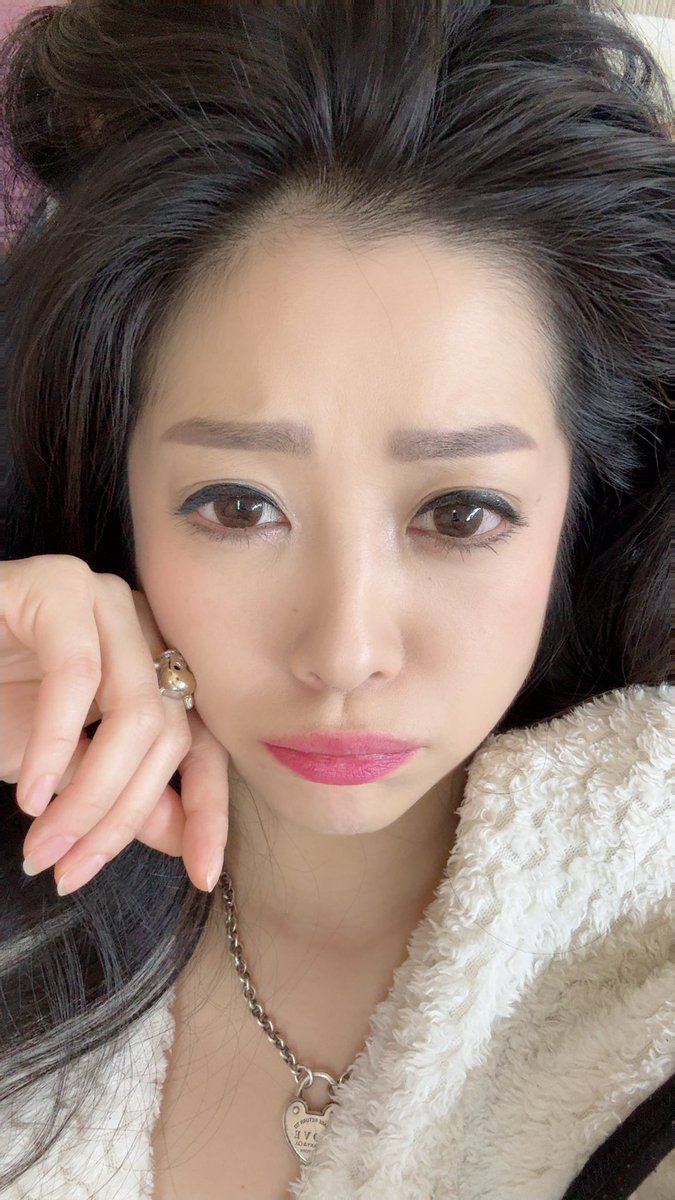 小向美奈子 tweet media