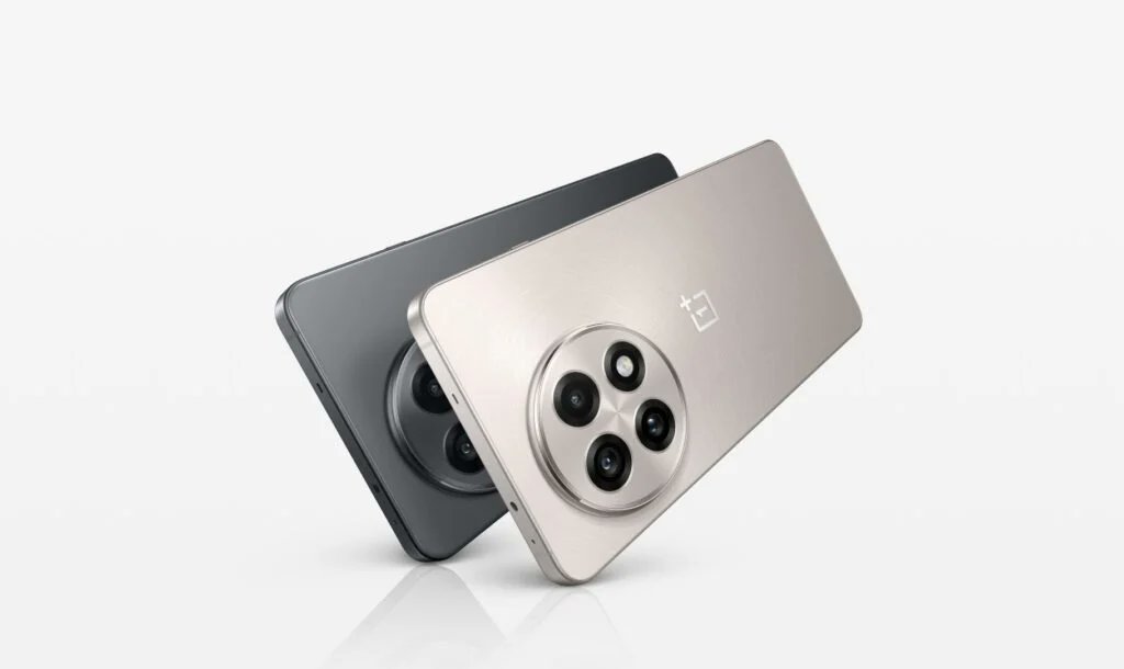 Phoneareanews's tweet image. The OnePlus 13R features LPDDR5x RAM and UFS 4.0 storage across all variants, In contrast, while the Reno 13 Pro also uses LPDDR5x RAM, it is paired with the older UFS 3.1 standard.

#OnePlus13R #OnePlusSeries #Tech #Innovation #technology #Phonearea