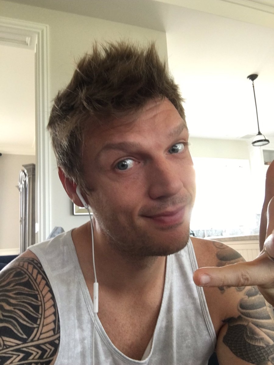 Marian_Lamarian's tweet photo. Happy Saturday! This is a thread for a @nickcarter selfie request. ONLY‼️
#saturdayselfie
#wecandoit
#askingnicely
@kamoani84 
@AnaNcgirl 
@itsmeakasha2503 
Everyone is invited. 
Write your request here ⬇️ https://t.co/y9njQFIZVN
