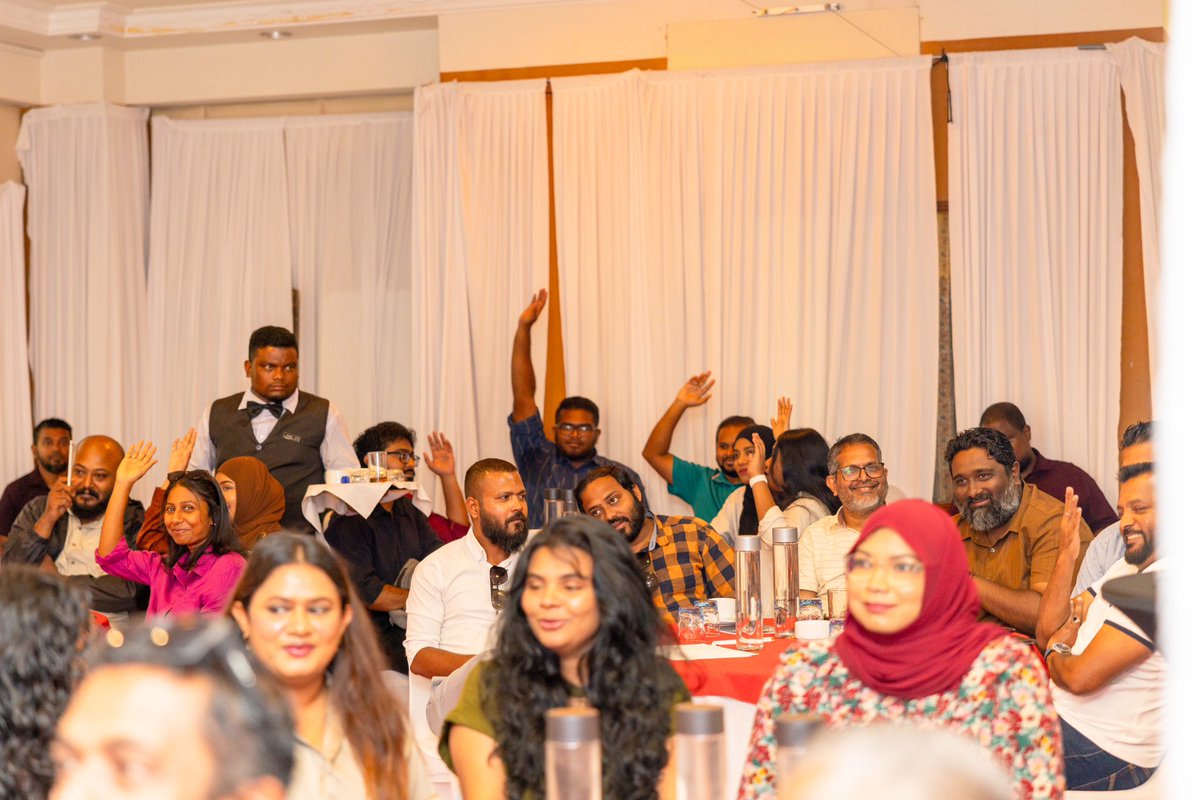 Our first event of 2025, Discover Your Breakthrough Year, is off to a brilliant start with our speakers, Afeef Hussain and Nick Jonsson. Together, we’re learning how to set our mindset for higher performance and create a truly transformative breakthrough experience!