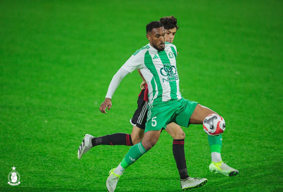 Sand_Alwarfali's tweet photo. Another good performance  { الحمدلله } 
+3 &amp; another clean sheet 🚧🛡️💚💚 
We keep going together 🫶🏾🫱🏾‍🫲🏼 #سند_الورفلي https://t.co/v4JejhnNVh