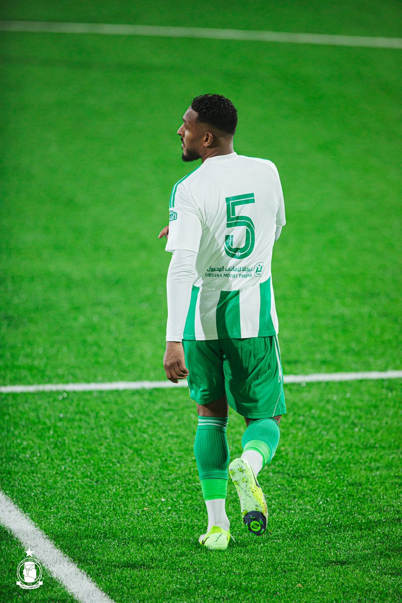 Sand_Alwarfali's tweet photo. Another good performance  { الحمدلله } 
+3 &amp; another clean sheet 🚧🛡️💚💚 
We keep going together 🫶🏾🫱🏾‍🫲🏼 #سند_الورفلي https://t.co/v4JejhnNVh