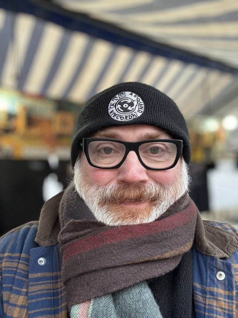 allaroundstore's tweet photo. It’s a scorcher today honestly 🤣I’m here in the mighty historic Warwick until 3 why not come down & have a dig, the crates are full of bangers that can warm the coldest of days, see you in the crates🎶 @cjseventswarks #vinylrecords #33rpm #independentrecordstore #nowplaying https://t.co/gFHOttZAdZ