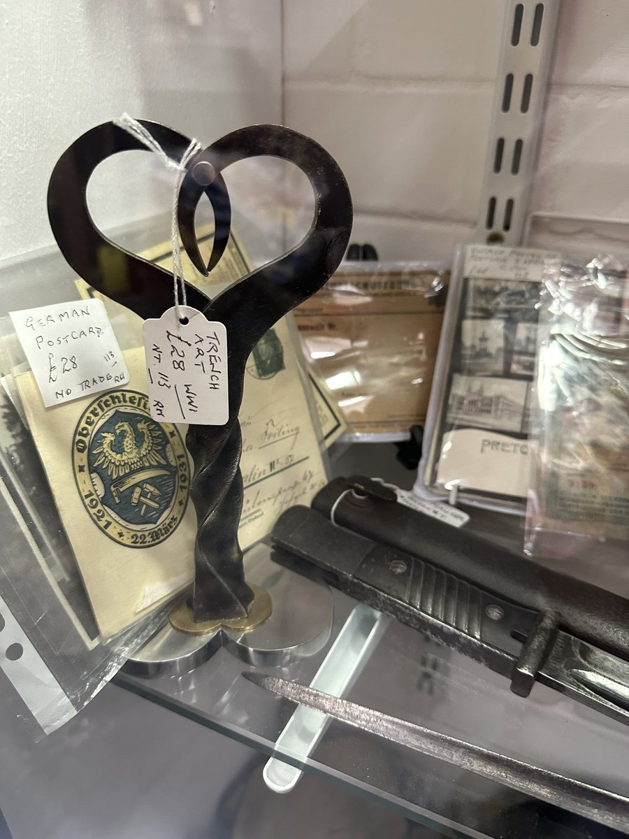 astraantiques's tweet photo. Unit 113 is just one of our dealers selling military items here at @astraantiques
Open 10-5pm
#military #ww1 #ww2 #militaria #trenchart #warmedals #uniforms #weapons #knives #boots #helmets #replicaweapons #astraantiquescentre #hemswell #lincolnshire https://t.co/thmMlichw8