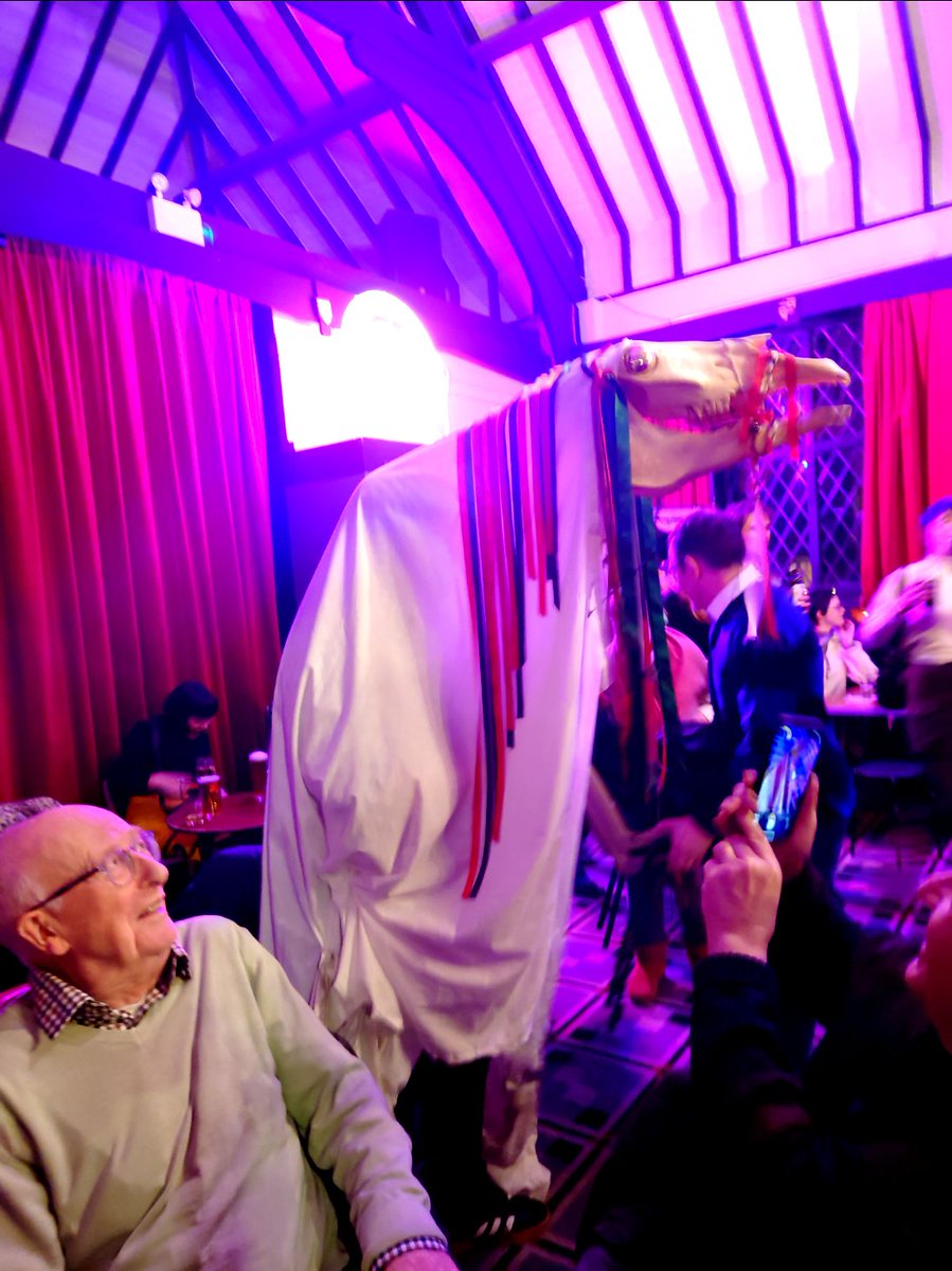 lagadranta's tweet photo. Great fun with The Mari Lwyd at @LondonWelshCCLL last night. #welshinlondon https://t.co/9WbkTqiyjz
