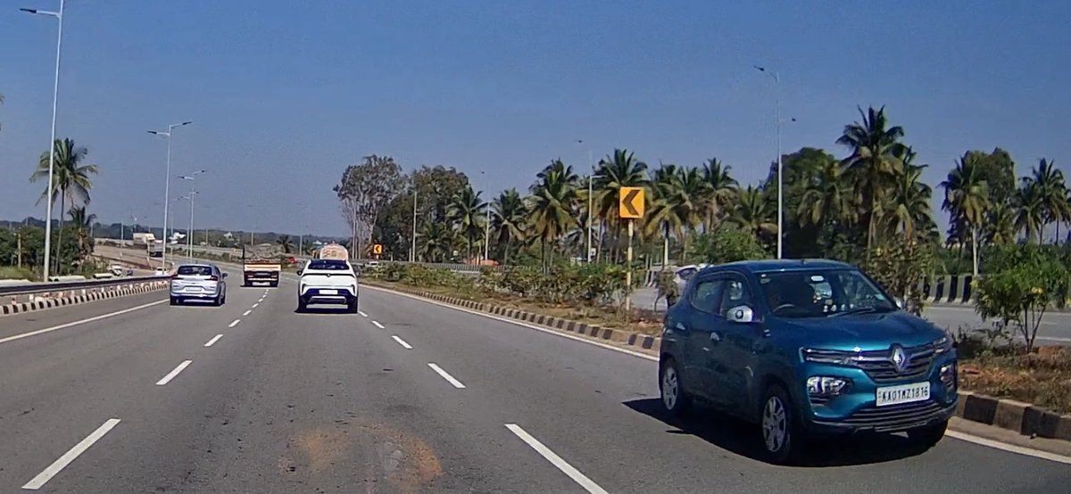 singh191192's tweet photo. @blrcitytraffic @BlrCityPolice 
Wrong side driving on STRR near Devenhalli, risking others life. 
Blue colour Renault Kwid
Vehicle no - KA 01 MZ 1816.
Date: 5th Jan 2025 , 12:04 PM.
Please take appropriate action. https://t.co/P7QX3VxQD5