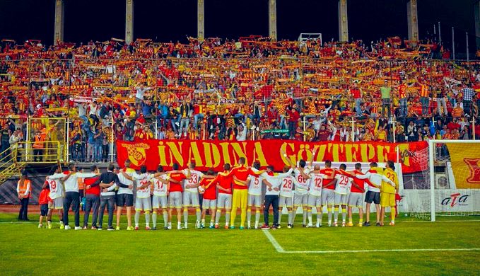 Bir isyanla kopup gelen, vurulmaz mı seni gören.