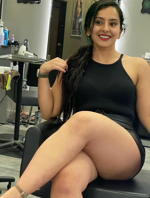 إكسبلورر. خبير تويتر. القارئ المتطرف. متعصب بيكون. مجموع عشاق الكحول. رائد الزومبي المستقل.