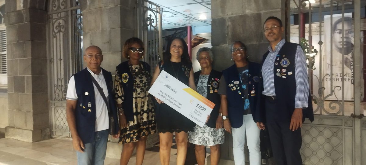 HumanityFTW1's tweet photo. 🎉 Un Élan de Solidarité et de Gratitude en faveur des sinistrés de l'île de #Mayotte 🌍

Humanity For The World (HFTW) est fière d’avoir remis un chèque de 1 000 € au Lions club de Fort De France doyen des Antilles Guyane françaises, grâce au succès du concert caritatif. https://t.co/RTeVjnGd1a