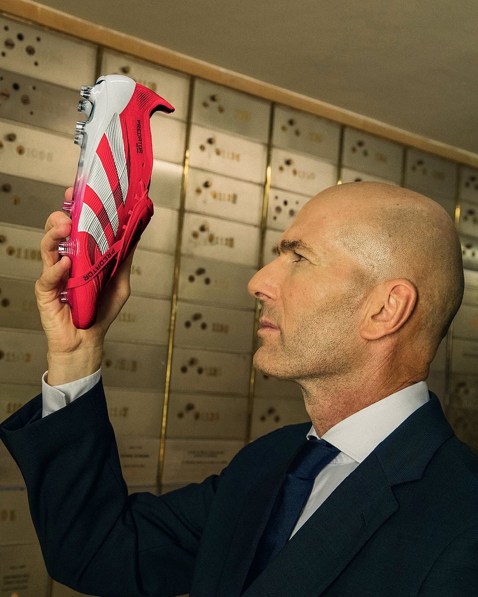 theMadridZone's tweet photo. 🤍5️⃣👑 https://t.co/stT69i7xlQ