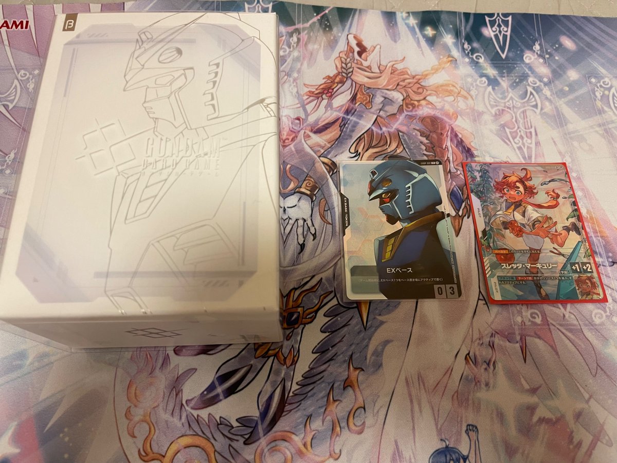 Tesumi_Guy's tweet photo. Gundam TCG prerelease was fun. Pulled a 20,000yen Suletta and got to meet Char. 10/10 day. https://t.co/xHD7Md6tm1
