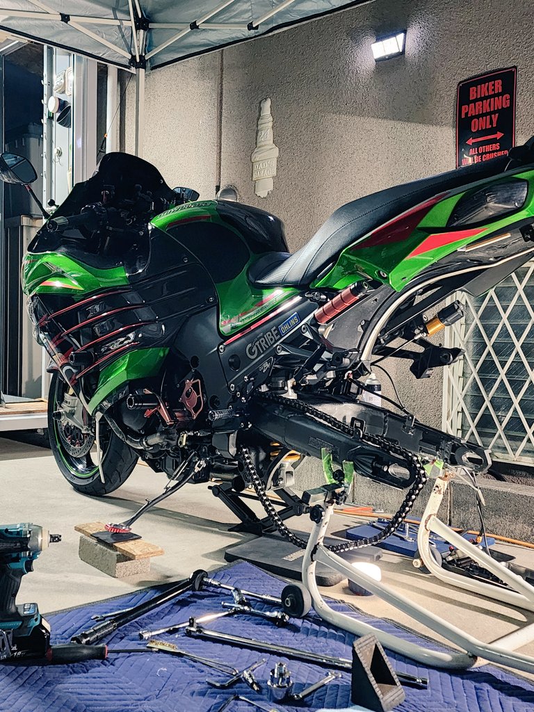 DM44074871's tweet photo. LINKだけで終わった😢
まだこれ😩
#ZX14R 
#ZEROPOINTSHAFT 
#ZEROPOINTLINK https://t.co/Lf5cHYAaF1