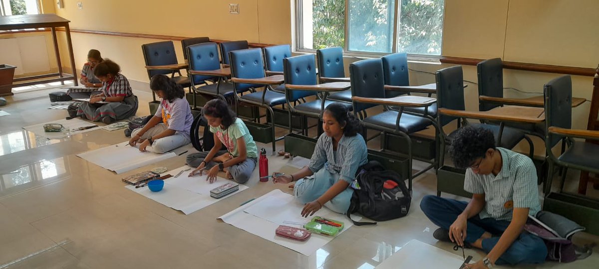 imd_trivandrum's tweet photo. The Meteorological Centre Thiruvananthapuram organized a vibrant painting competition on 11.01.2025 for school students, inspiring creativity on the theme of Weather and Climate. #WeatherAndClimate #PaintingCompetition
@Indiametdept 
@moesgoi 
@PIB_India https://t.co/dGcsvF8Be9