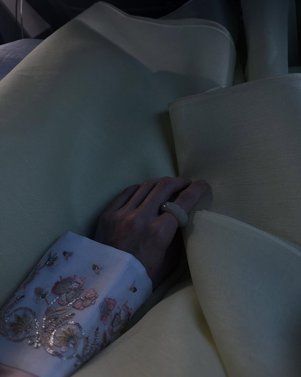 ︎︎
꒰ #𝒎𝒂𝒓𝒄𝒆𝒍𝒍𝒔𝒂𝒏𝒆 ꒱  Ok Taeyoung here! 🙋🏻‍♀️ Sharing the excitement and fun moments behind the scenes of The Tale of Lady Ok—a journey filled with passion, challenges, and unforgettable memories. 𖹭
︎︎