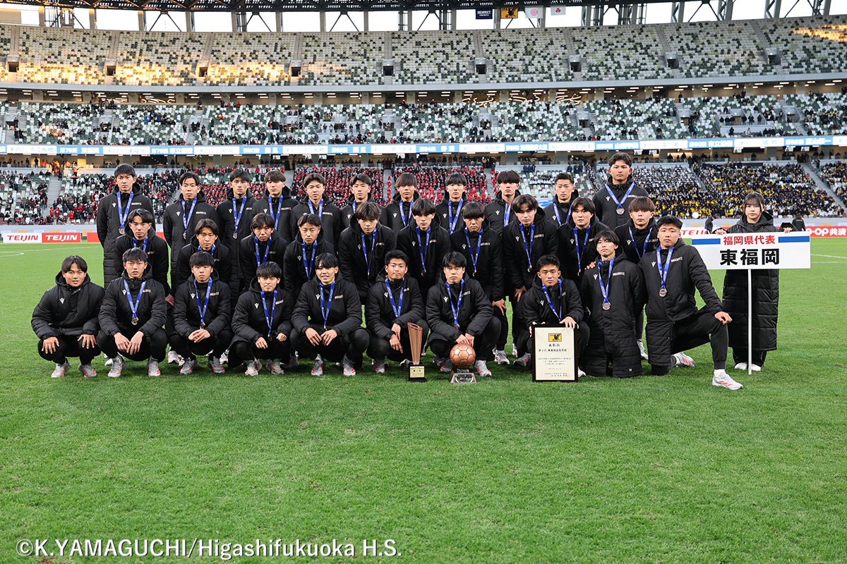 写真館】第103回全国高校サッカー選手権大会（準決勝） 東福岡－前橋 