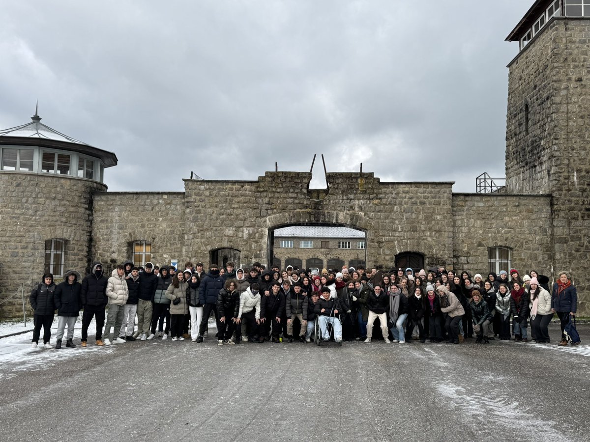 conocer_el_holocausto tweet media