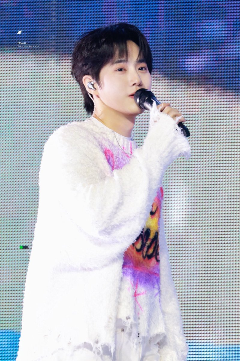 expiatory_exo's tweet photo. 🇰🇷｜250111｜SMTOWN Live 2025

❄️

#EXO #엑소 #SUHO #수호 #김준면 #金俊勉 #SUHOME #SUHOMEinHK #SMTOWN_LIVE_2025 #SMTOWN https://t.co/KgJsGdxP3A