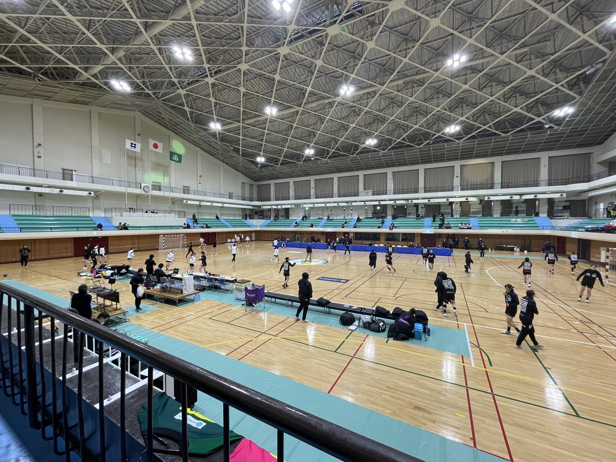 hiroki_070648's tweet photo. 本日はこちらに行っておりました🤾‍♂️
 #北國ハニービー石川 
VS
 #三重バイオレットアイリス https://t.co/7F1D8lI4Yu