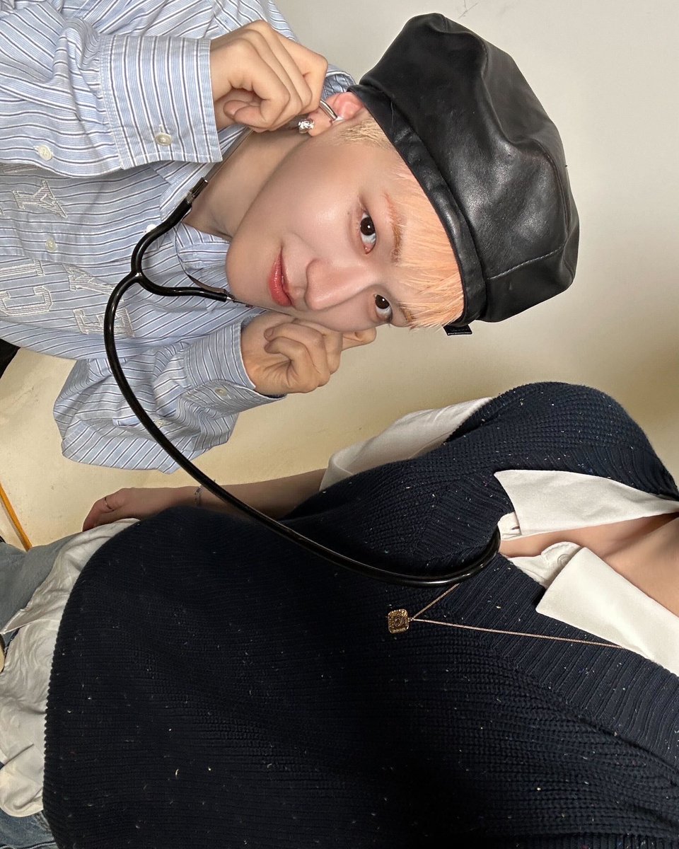 dding_1108's tweet photo. 젠장 또 잏링이야 https://t.co/kEr9saBORD