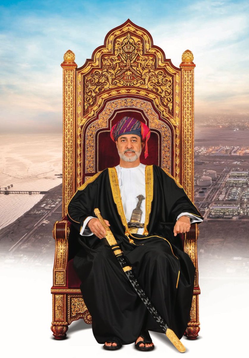 الذكرى الخامسة لتولي المقام السامي حفظه الله ورعاة مقاليد الحكم في البلاد.. ماضون خلفك لا شقاق ولا فتن  #يقود_ويلهم