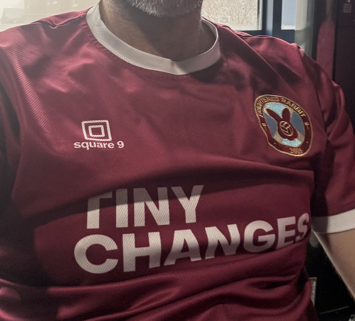 Happy_Gresty's tweet image. Beautiful top. Wearing mine in the gym today. #tinychanges. 🖤🤍