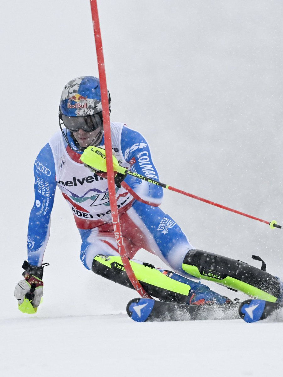 FedFranceSki's tweet image. CLÉMENT NOOOOOËL 😍

Le Français signe la 3e victoire en slalom de sa saison et la 13e de sa carrière à Adelboden 🤩🤩

Quel retour au premier plan du Français, blessé à la cheville depuis sa chute à Val d’Isère 🇫🇷

📸 Agence Zoom