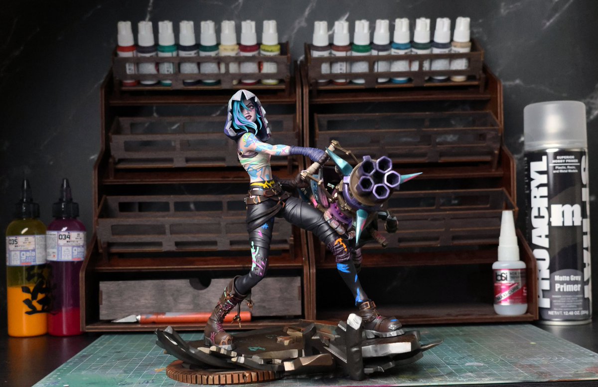 BladeMiniatures tweet media