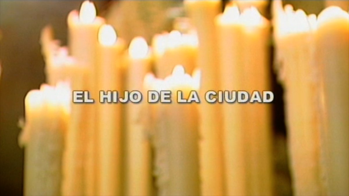Recuerden!!! El Hijo de la Ciudad de mi siempre añorada Sevilla Tv, estrenado en el año 2005. Obra de <a href="/pacorob44267408/">pacorobles</a> y un servidor con la locución de <a href="/CCervantesH/">Cristóbal Cervantes</a> Una obra audiovisual sobre la #SSantaSevilla en una época de inolvidable de mi vida youtube.com/watch?v=RK-f2A…
