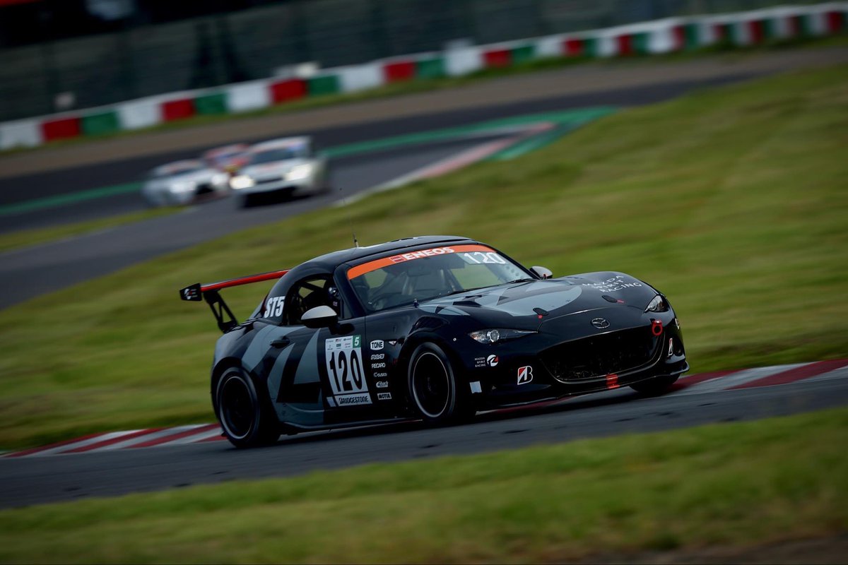 tatsukt15's tweet photo. 2025年シーズンは「倶楽部MAZDA SPIRIT RACING」よりスーパー耐久 ST-5クラスへ参戦します！！！

「バーチャルからリアルへ」でのマツ耐参戦、パーティレース参戦から学んだことを活かして頑張ります。
応援よろしくお願いします！

※車両は2024年シーズン仕様
#MAZDA_SPIRIT_RACING
#スーパー耐久 https://t.co/QwEPGrhw7I