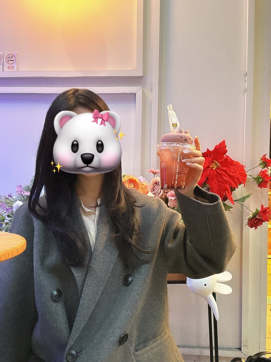 Narururu_v's tweet photo. メイツ教えてあげたいㅋㅋ髪の毛ボサついた時は自動ヘア加工でカバーです。 https://t.co/R6EOUEfEi1