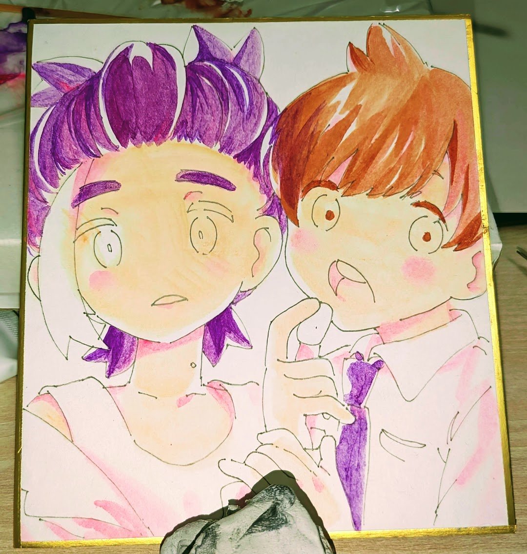 死闘の履歴
①直描きいけそう!あっダメかも!
②別紙に下書きして裏を塗りつぶして粉を落とす
ペン入れ 顔が死んでいる 不安 一枚しかないのに
③とりあえず影塗って様子見 いけそう…?
④色乗せ 殺せ!終わり!一枚しかないのにこの肌ムラ! 死にかけの絵具だったので油分が足りず、超焦る 