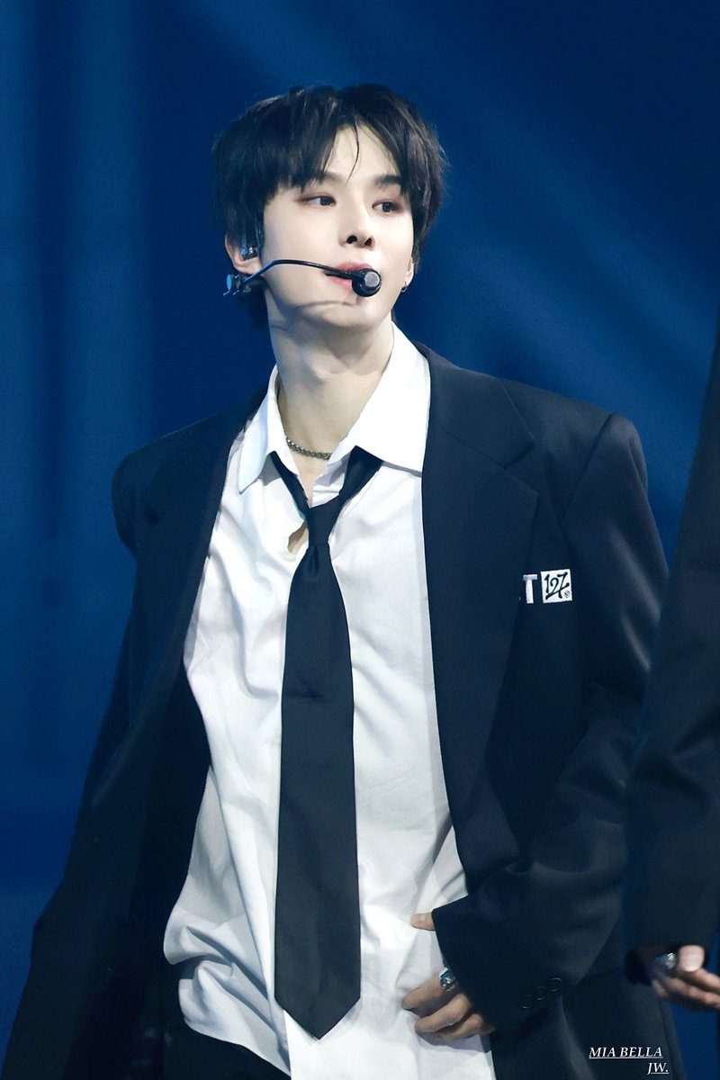 250111 SMTOWN #정우 #JUNGWOO #NCT127