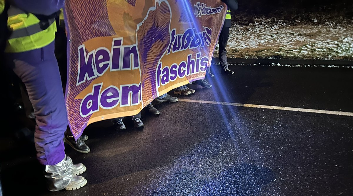 Was mal wieder gesagt werden muss: #dankeAntifa 
#Riesa #widersetzen #wiedersetzenRiesa #Rie1101