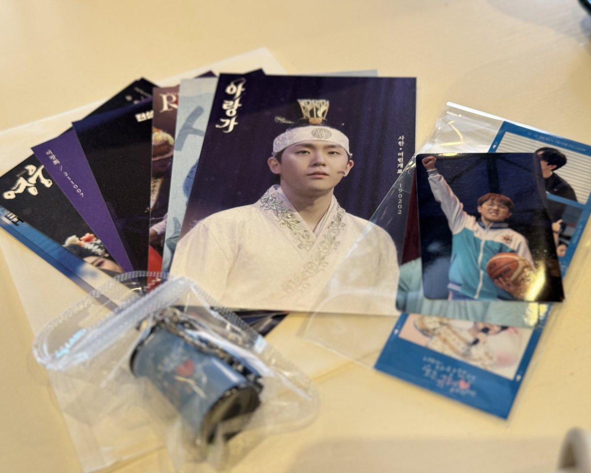 #내가사랑했던_모든_규형에게
#해피버스데이_규형
#언제나_그리고_영원히_임규형

사랑을 가득 담아 꾸민 생카에서 즐거운 시간 보내고 왔습니다🐹🎂🥳