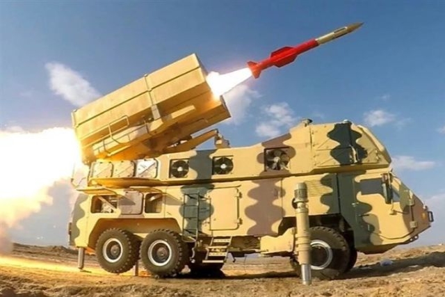 DefenseMirror's tweet photo. Iran Intercepts Bunker-Busting Bomb During Military Drill
Exercise demonstrates protection measures for Natanz nuclear site
https://t.co/vqtfnBL395
#IranianAirDefense
#NatanzNuclearFacility
#IRGC #TorM1
#AerialThreatDefense
#CruiseMissileDefense
#EW
#KhatamAlAnbia https://t.co/Gt9N4WE4rs
