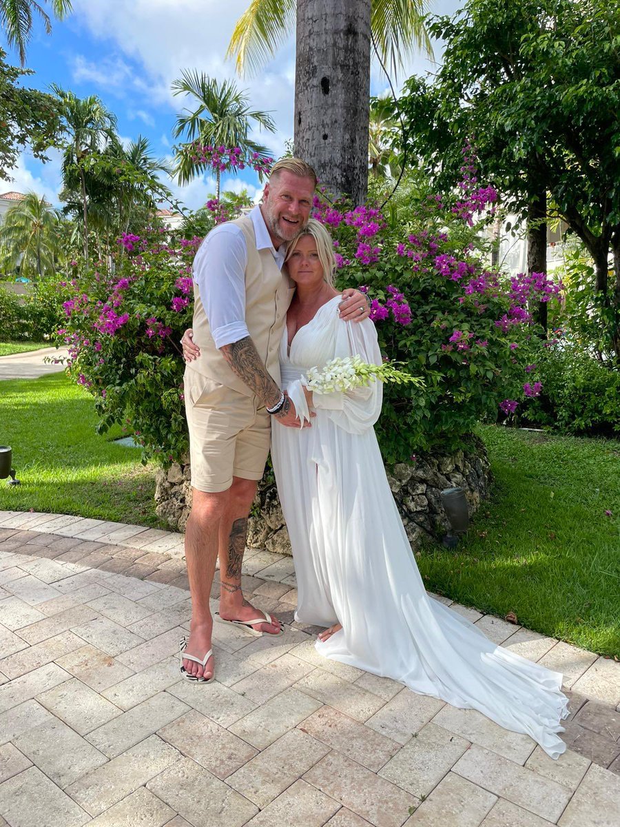 4/11/2024, elope to Barbados and marry your best friend and favourite human ✅💍💙🤘 The perfect day &amp; hardest to keep secret for a year 👏🏼🤘 To Mrs Smith, I now get to call my Wife, I Love you xxx 🥰💍💙You looked incredible &amp; stunning😘💙🥰💍😎🌊🤘 #MrAndMrsSmith #JustMarried
