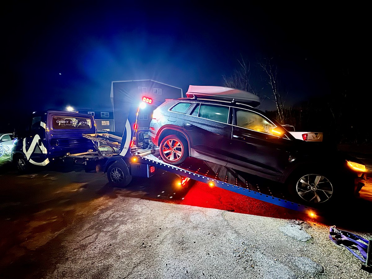 MPSEalingCommon's tweet photo. Yesterday, we recovered a #stolen motor vehicle on #ealingcommon ward following a report to police. #neighbourhoodpolicing #vehiclecrime https://t.co/6kc6Xx6pgj