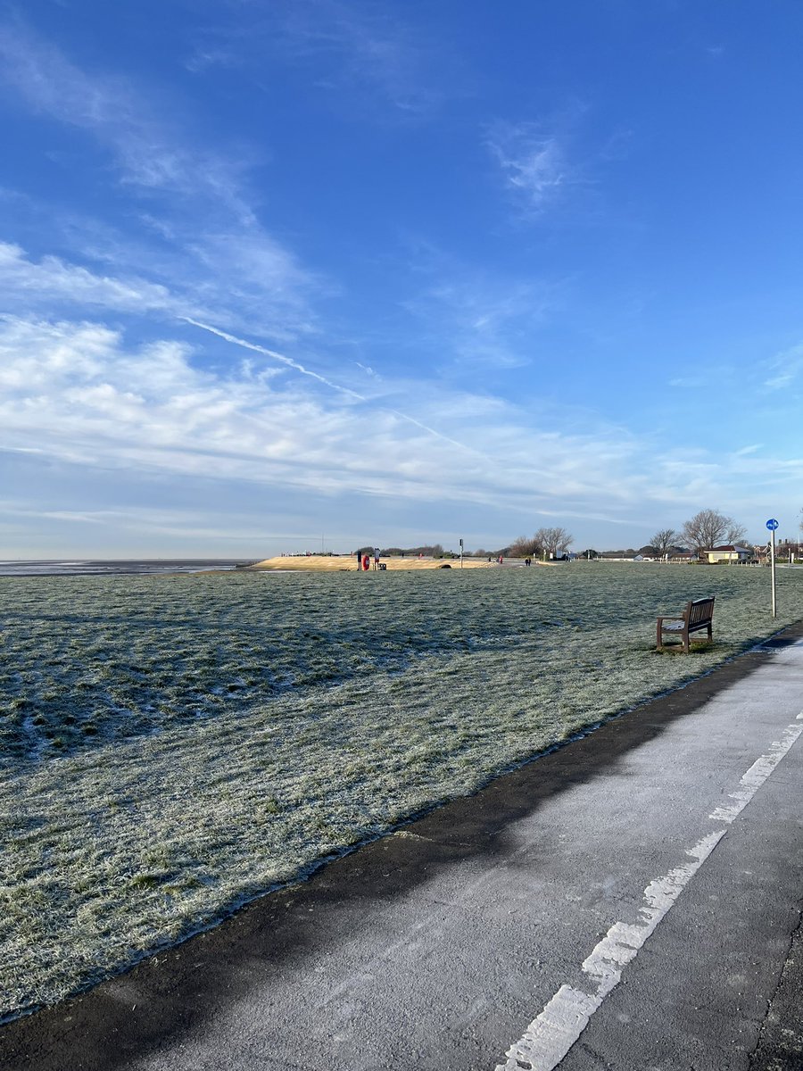 Nina Gregory tweet media