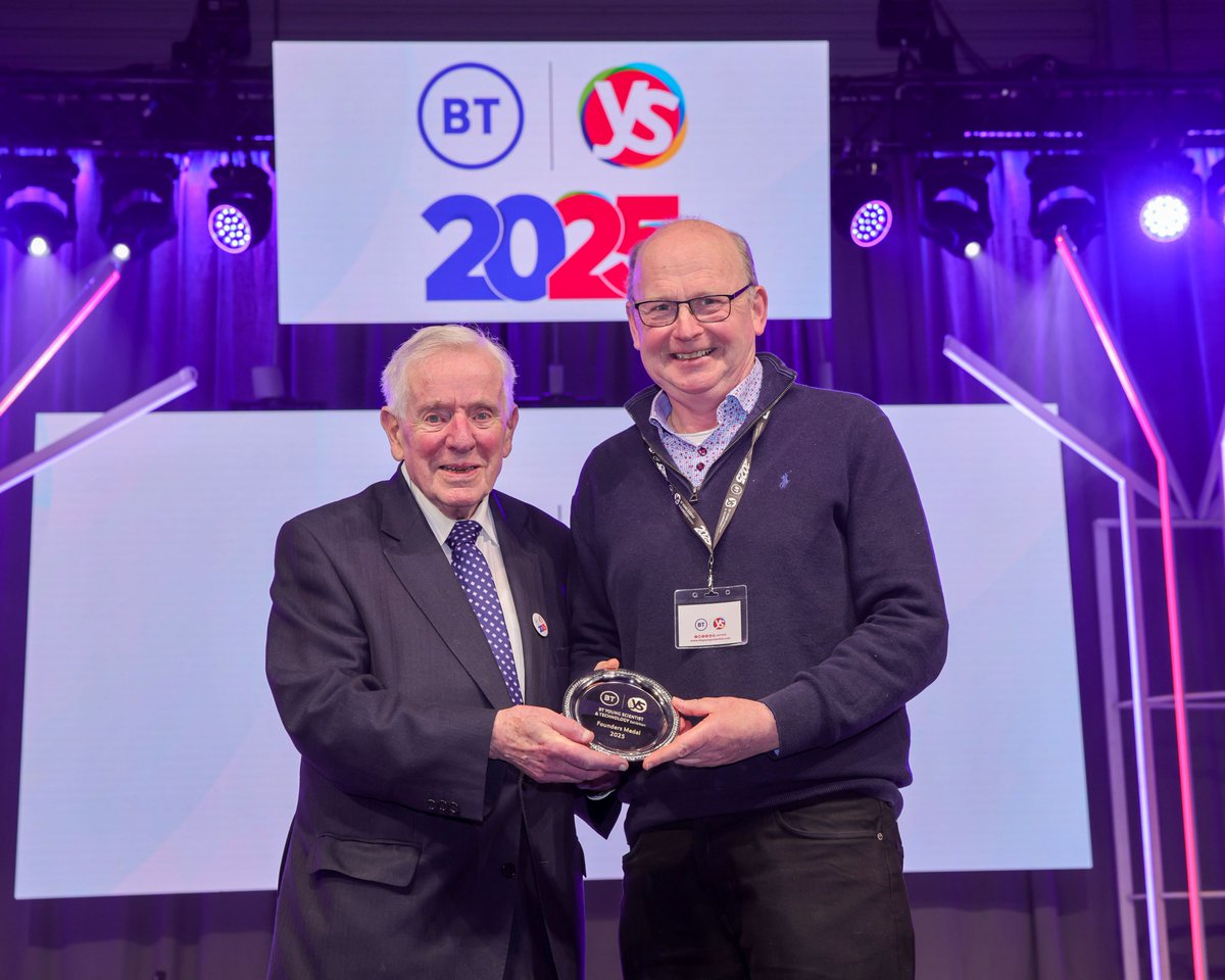 BT Young Scientist (@btyste) on Twitter photo A huge congratulations to <a href="/KOSullivanIT/">Kevin O'Sullivan</a> from the <a href="/IrishTimes/">The Irish Times</a> for winning the Founders Medal at the 61st BT Young Scientist & Technology Exhibition 👏👏👏
<a href="/IrishTimesBiz/">Irish Times Business</a>
#BTYSTE2025 #BTYSTE A huge congratulations to <a href="/KOSullivanIT/">Kevin O'Sullivan</a> from the <a href="/IrishTimes/">The Irish Times</a> for winning the Founders Medal at the 61st BT Young Scientist & Technology Exhibition 👏👏👏
<a href="/IrishTimesBiz/">Irish Times Business</a>
#BTYSTE2025 #BTYSTE