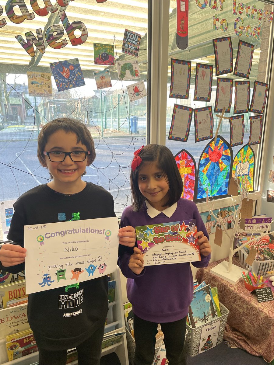 StLukesYear2M's tweet photo. Well done Noor for getting this weeks Golden award 💫 and well done Niko for the getting the most Dojo points this week 💫👏 @stlukesbury https://t.co/hEvy2C1oLh