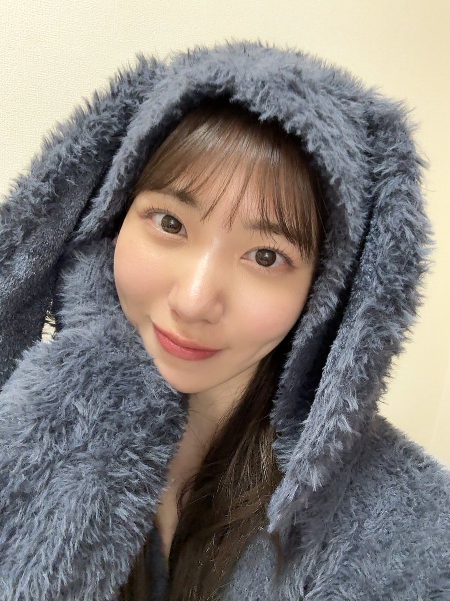 山岸あや花 tweet media