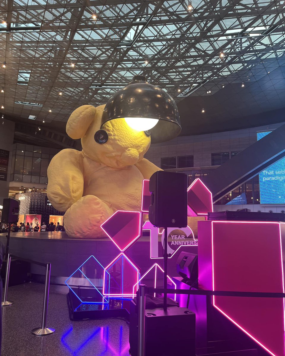 Olá, grande urso amarelo! É ótimo vê-lo mais uma vez!