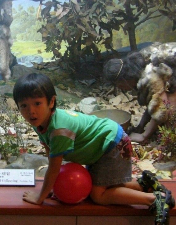 044xti's tweet photo. ผม เกิด แล้ว ครับ อายุ ครบ 17 ครับ วันเด็nพอดี ครับ hbd to me https://t.co/1FwPfTZHRz